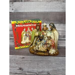 Vintage Porcelain Nativity Scene One Piece 7 1/2” x 8” Christmas Decoration Gift